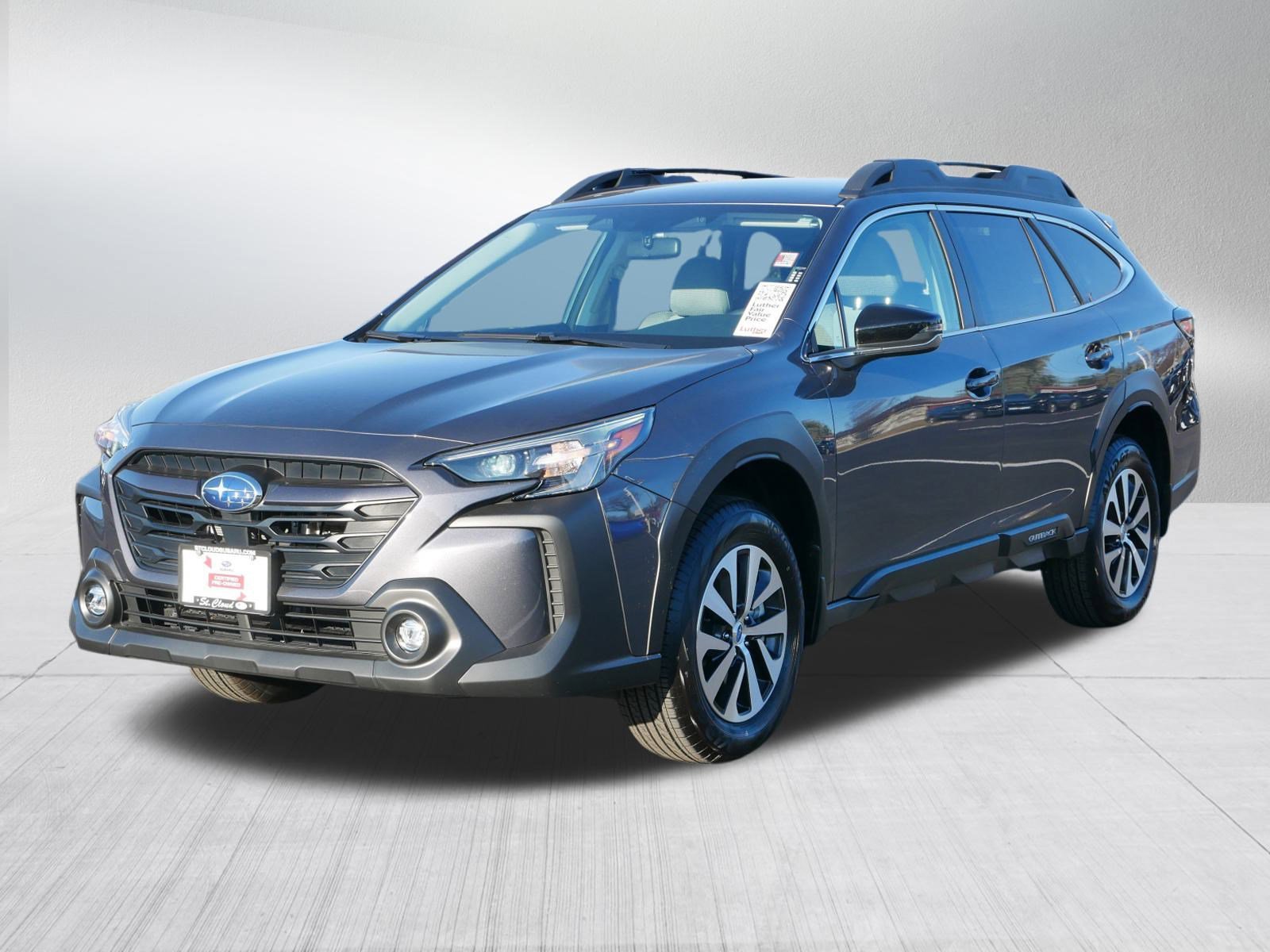 2025 Subaru Outback Premium photo 3