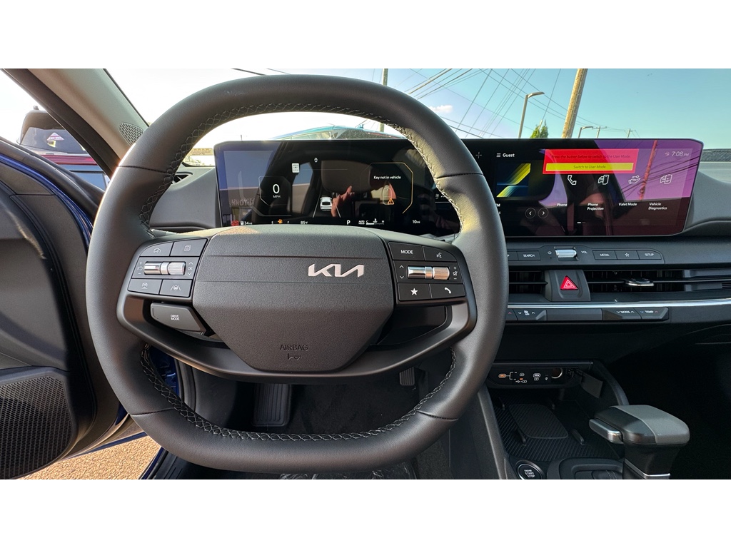 2025 Kia K4 EX photo 10