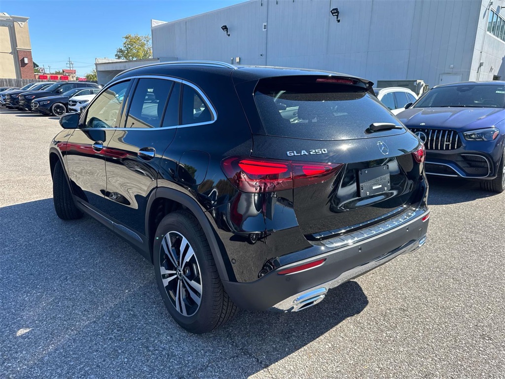 2026 Mercedes Benz GLA 250 photo 4