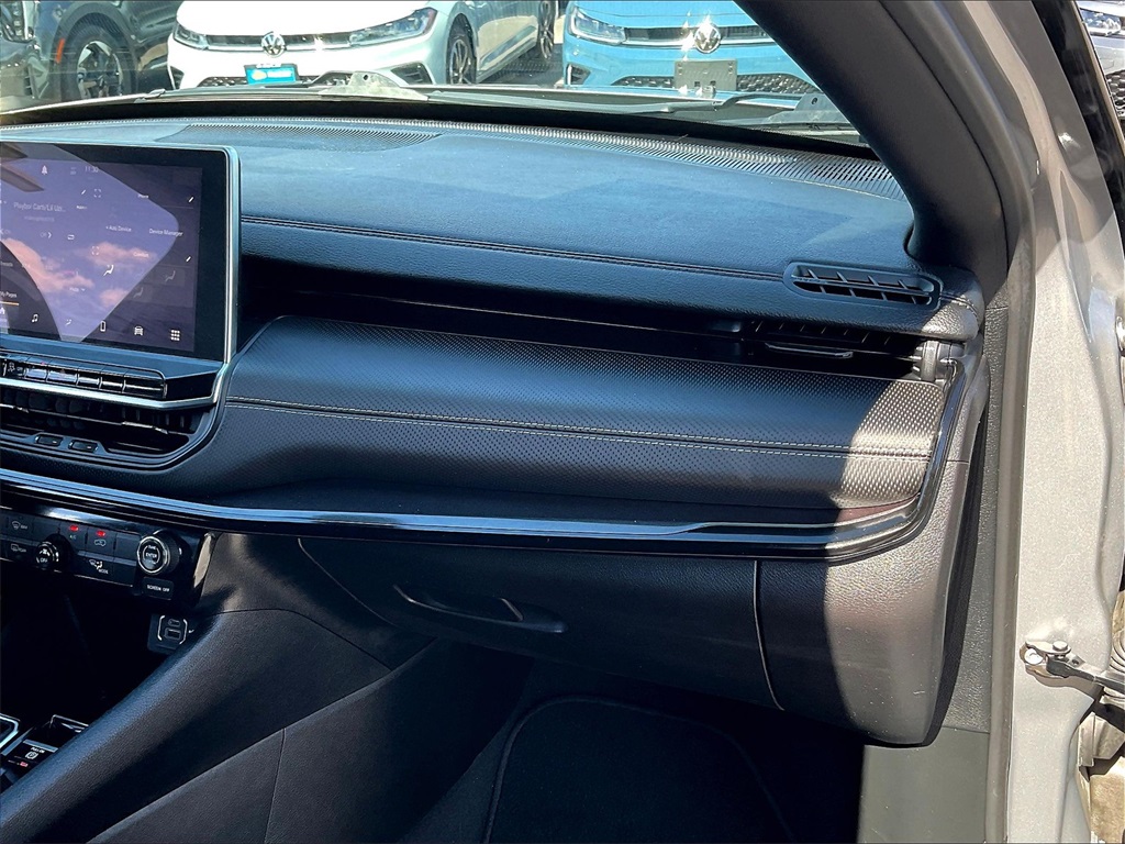 2023 Jeep Compass Altitude photo 12