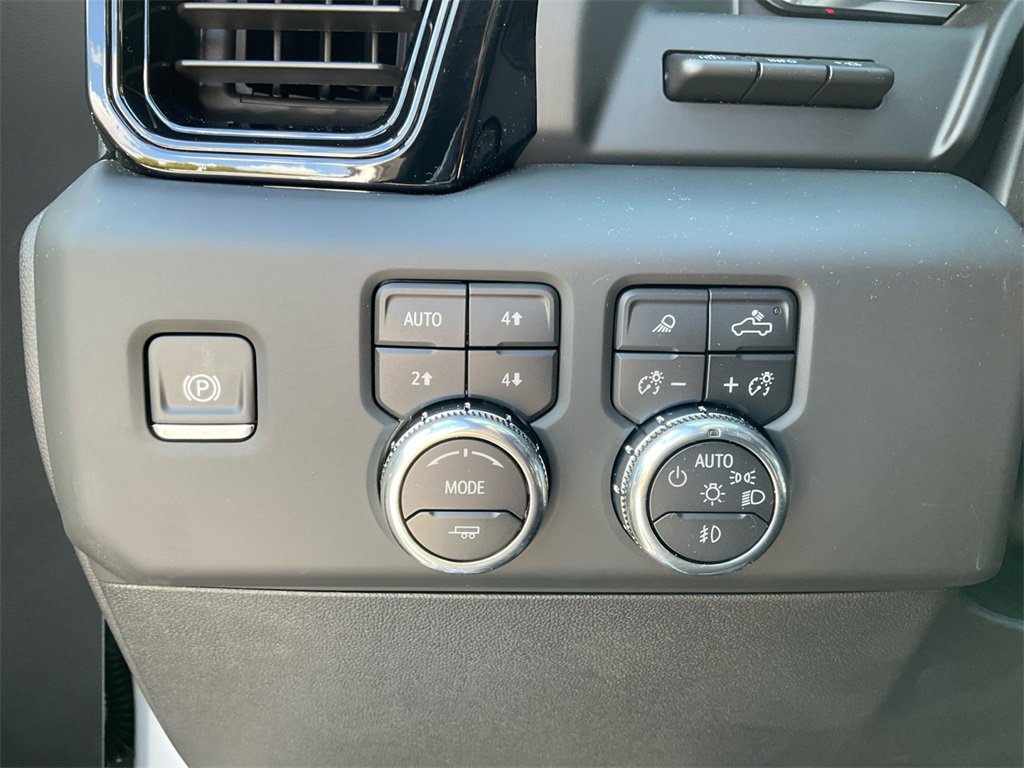 2025 Gmc Sierra 1500 AT4X photo 11