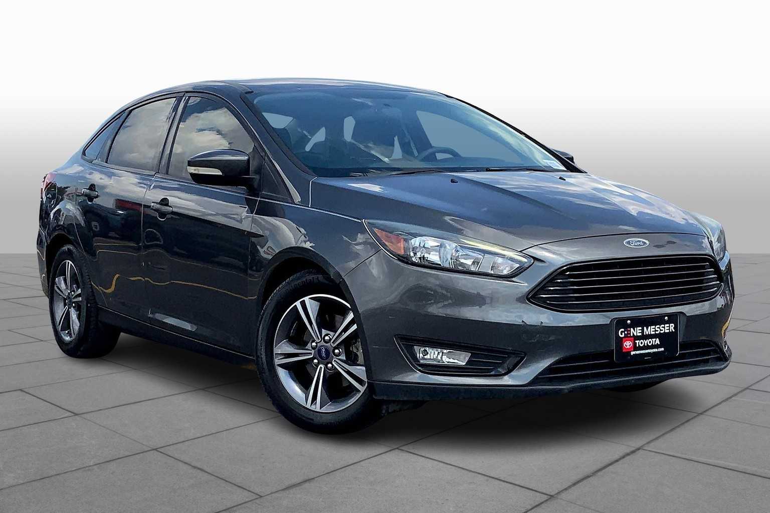 Used 2017 Ford Focus SE with VIN 1FADP3FE9HL341916 for sale in Lubbock, TX
