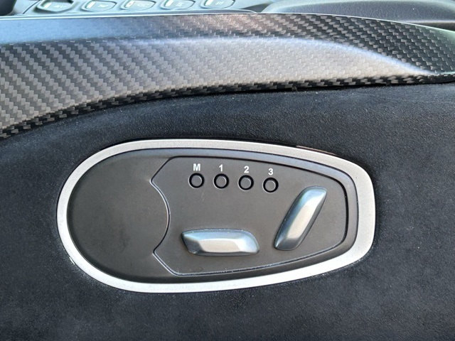 2019 Aston Martin Vantage AM6 photo 15