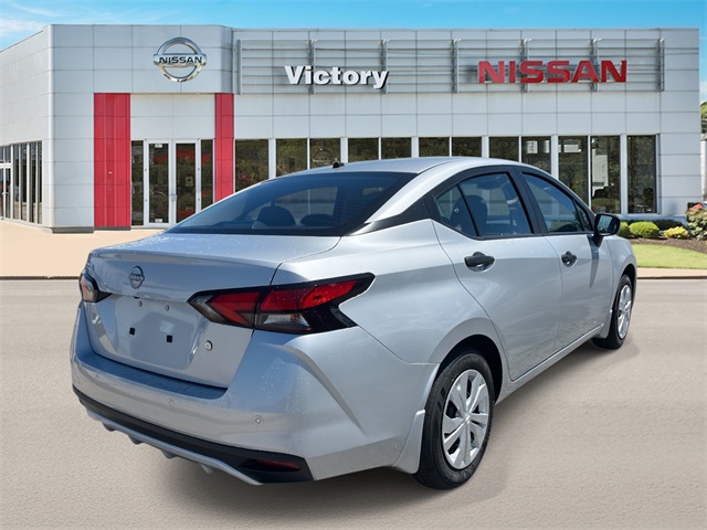 2025 Nissan Versa 1.6 S photo 3