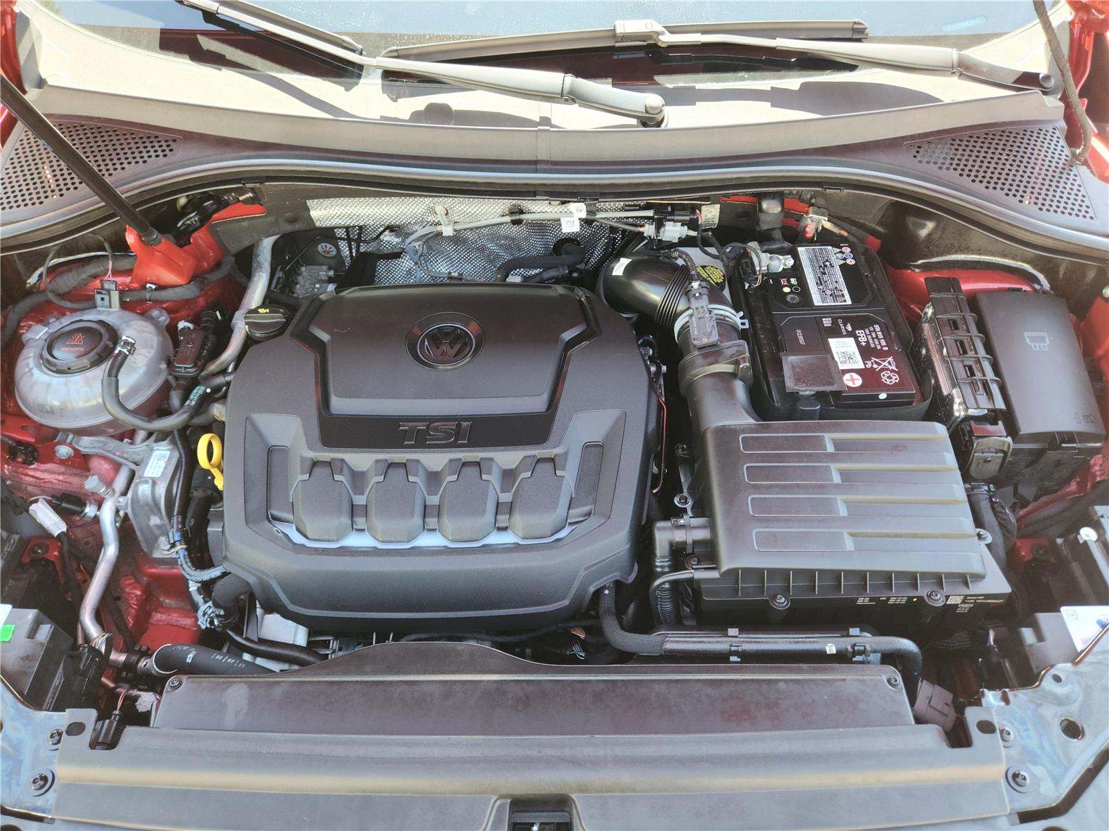 2022 Volkswagen Tiguan SE photo 17