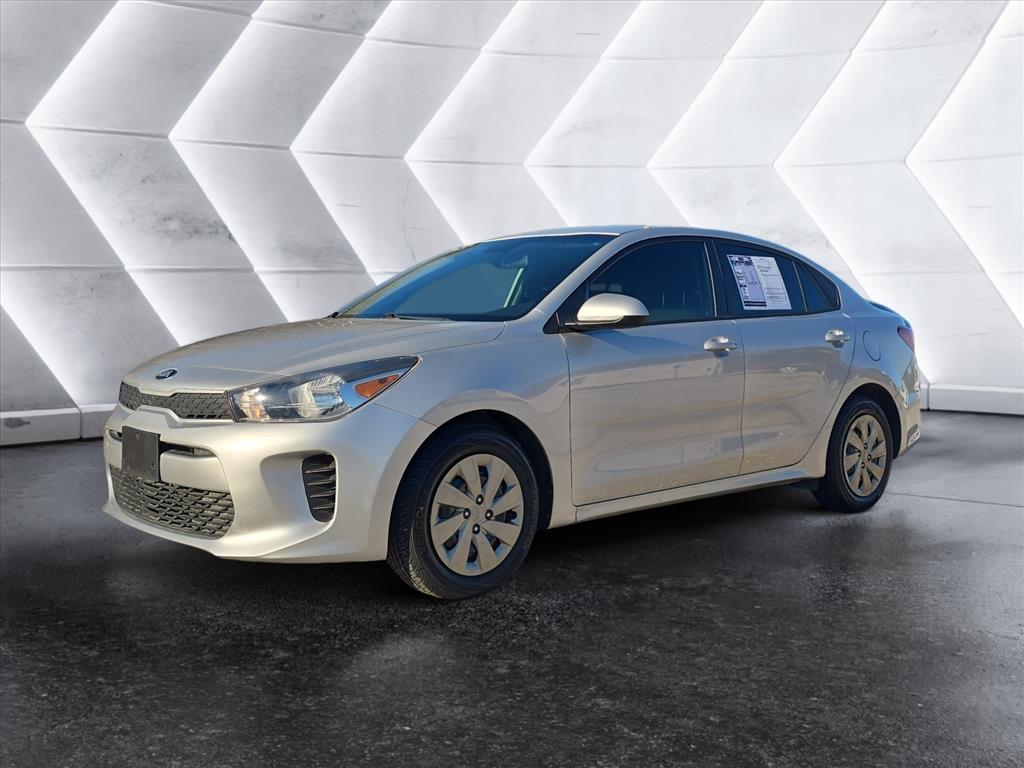 2020 Kia RIO S's photo
