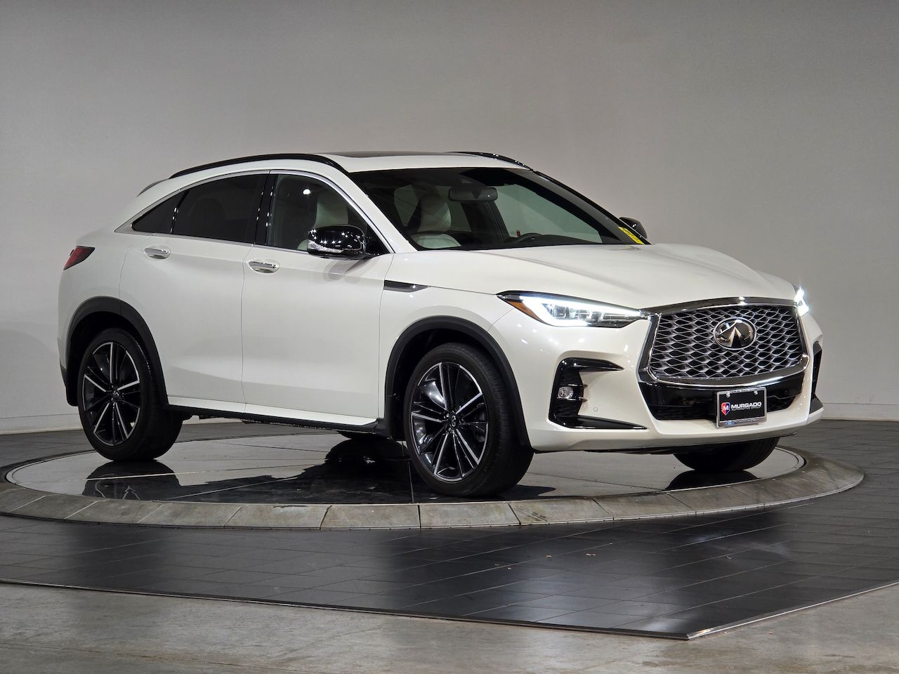 2022 Infiniti QX55 Essential photo 2