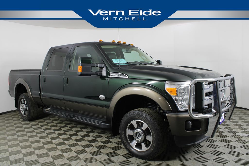 2016 Ford F-350 Super Duty Lariat's photo