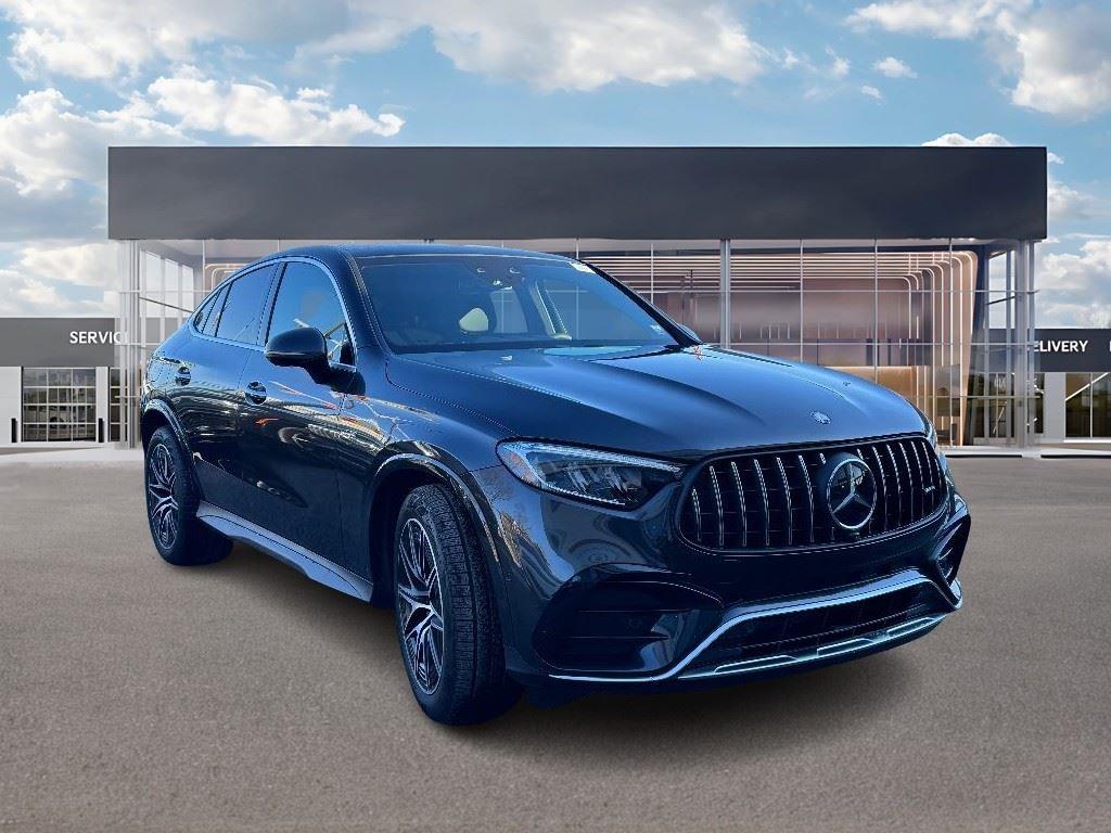 2024 Mercedes Benz GLC AMG 43 4MATIC photo 3