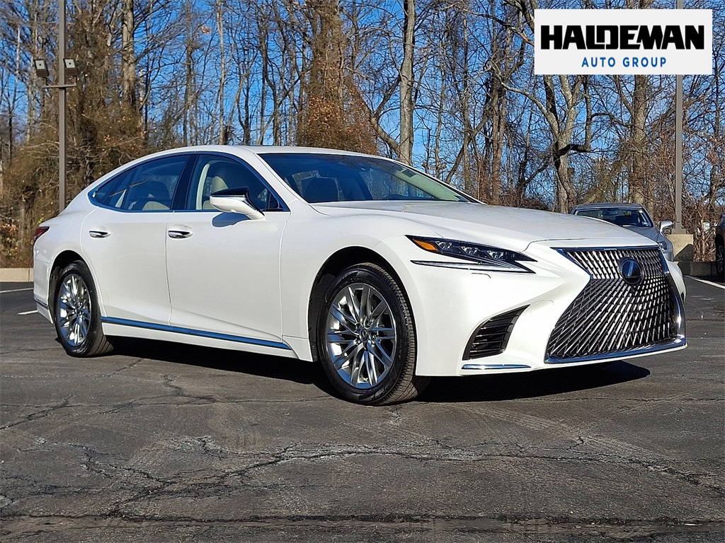2020 Lexus LS Base's photo
