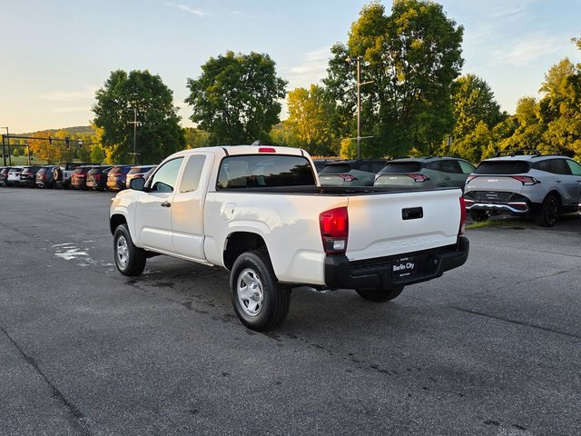 2023 Toyota Tacoma SR photo 5