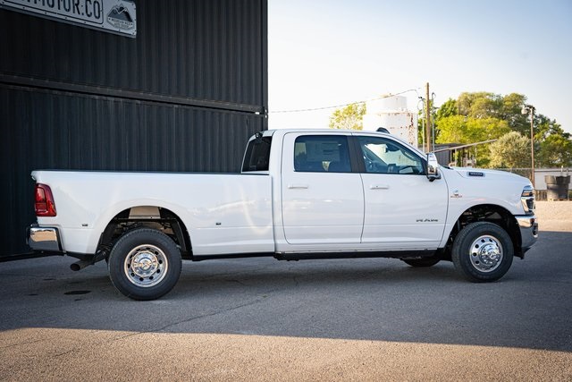 2026 Ram 3500 Laramie photo 7