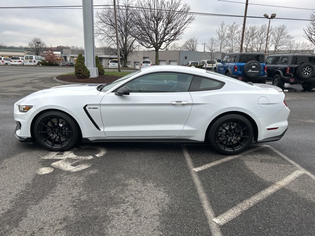 2016 Ford Mustang Shelby GT350 photo 4