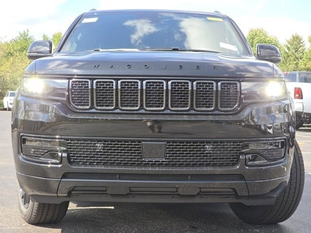 2025 Jeep Wagoneer L Series II Carbide photo 3