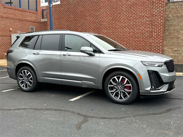 2025 Cadillac XT6 Sport photo 9