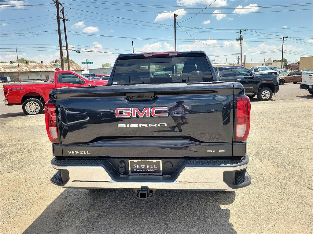 2026 Gmc Sierra 1500 SLE photo 4