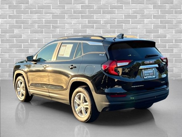 2022 Gmc Terrain SLE photo 3