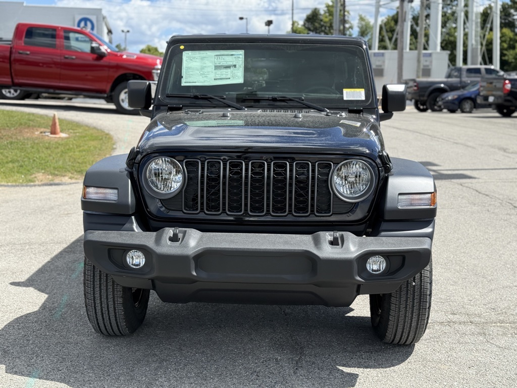 2025 Jeep Wrangler Sport photo 3