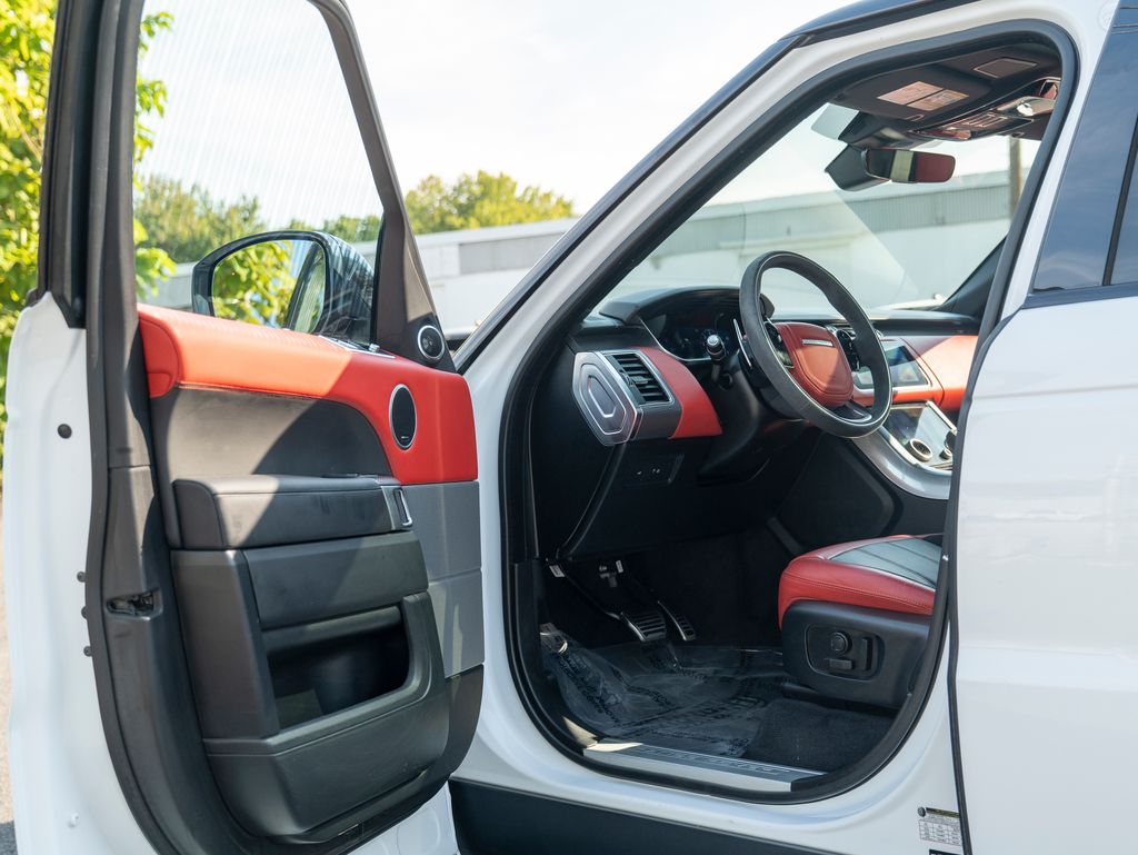 2022 Land Rover Range Rover Sport HST photo 10