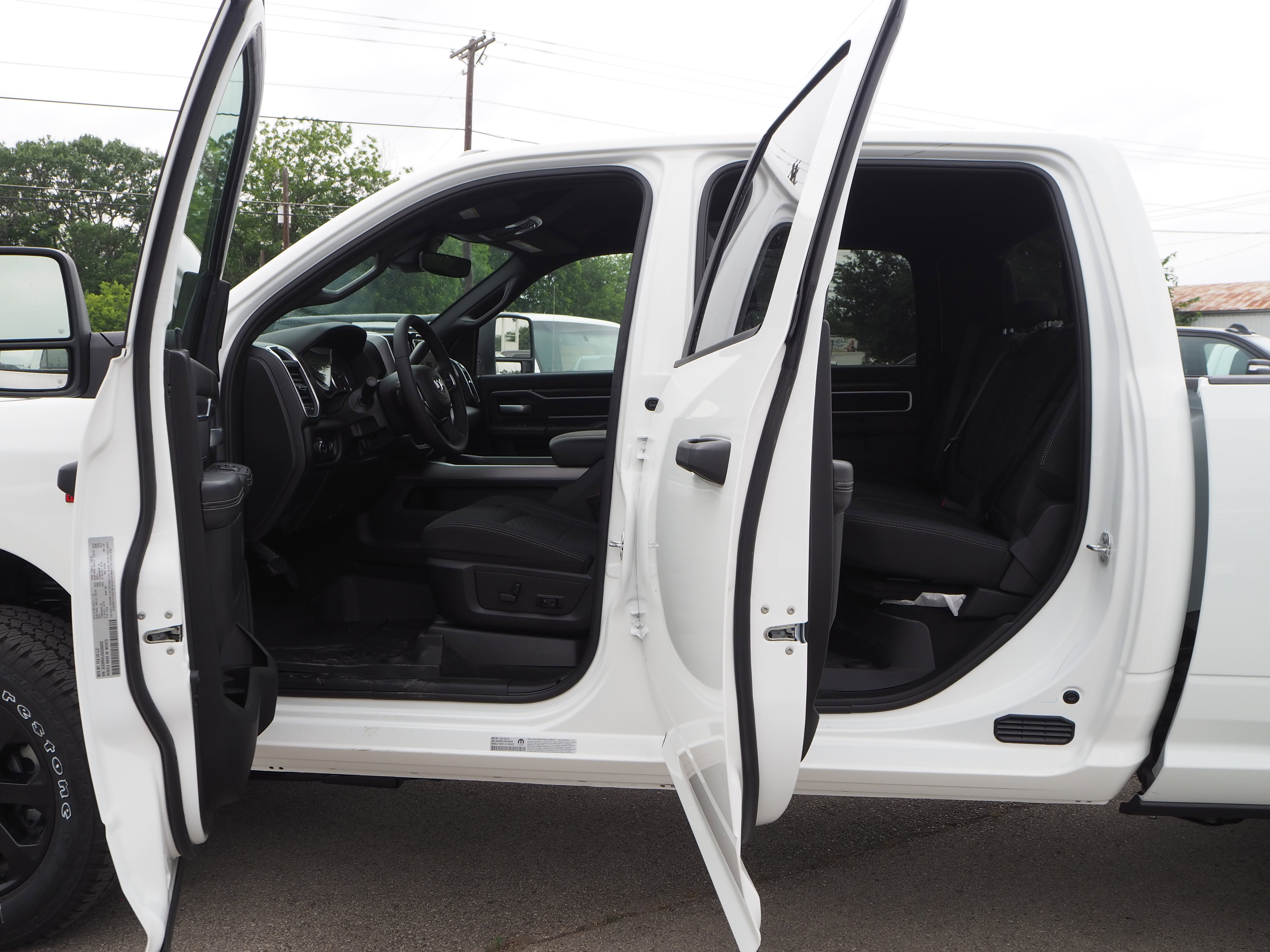 2025 Ram 2500 Lone Star photo 2