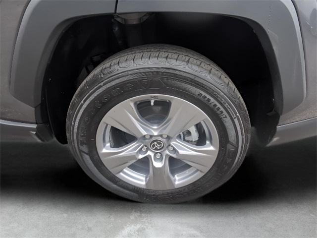 2024 Toyota RAV4 Hybrid LE photo 10