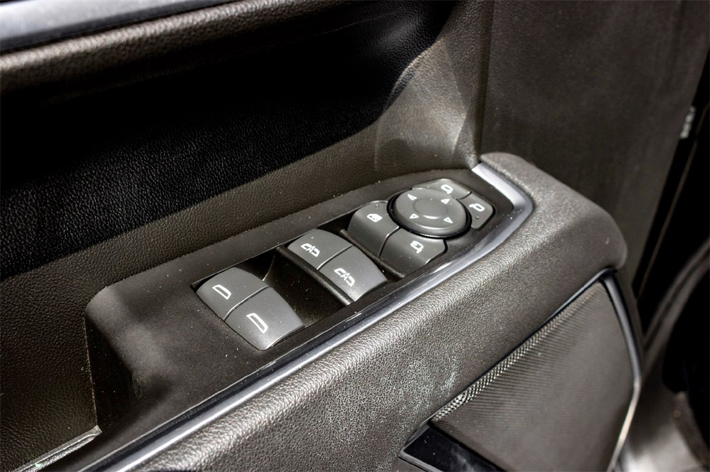 2025 Gmc Sierra 1500 SLT photo 11