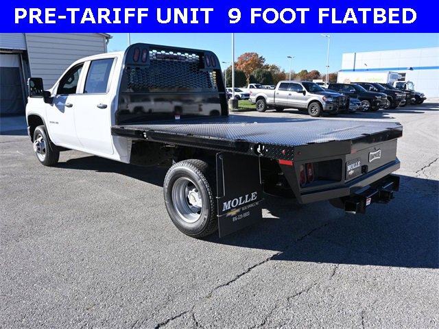 2025 Chevrolet Silverado 3500HD Work Truck photo 3