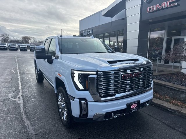 2026 GMC Sierra 2500HD Denali's photo