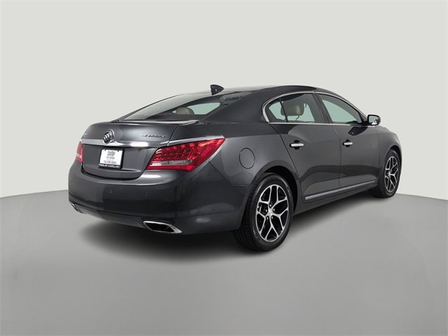 2016 Buick LaCrosse Sport Touring photo 3