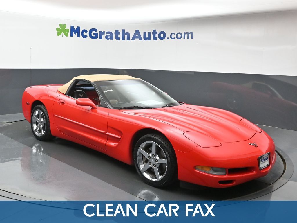 Used 1998 Chevrolet Corvette Base with VIN 1G1YY32G4W5111582 for sale in Cedar Rapids, IA