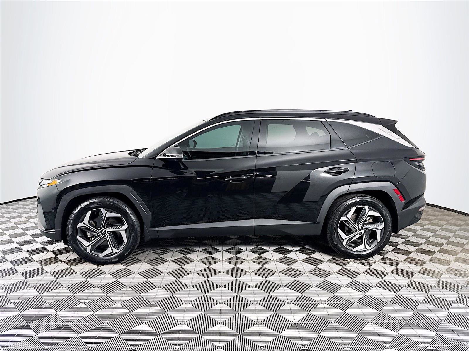 2022 Hyundai Tucson Limited photo 3
