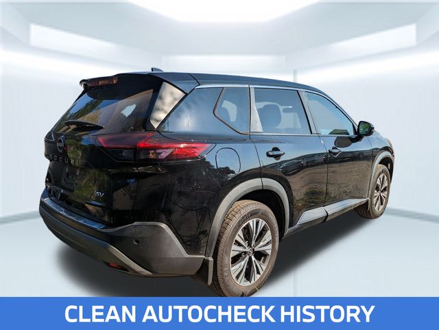 2022 Nissan Rogue SV photo 2