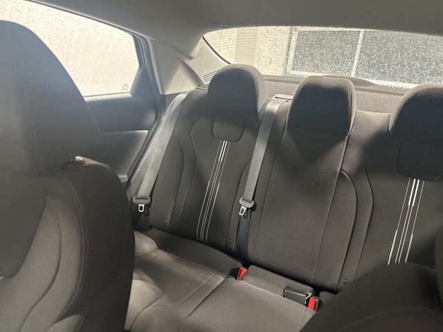 2023 Hyundai Elantra SEL photo 17