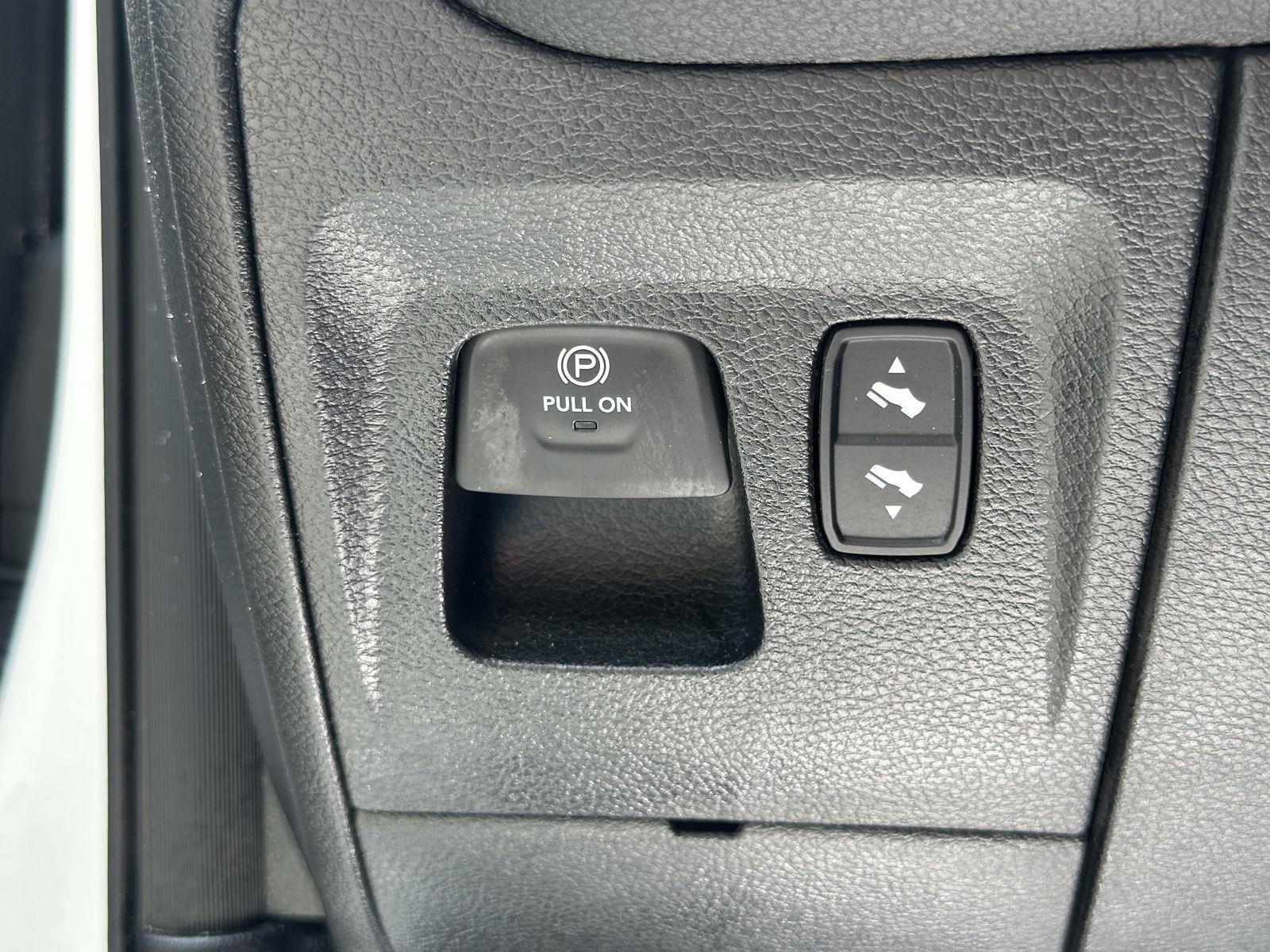 2025 Ram 1500 Laramie photo 16