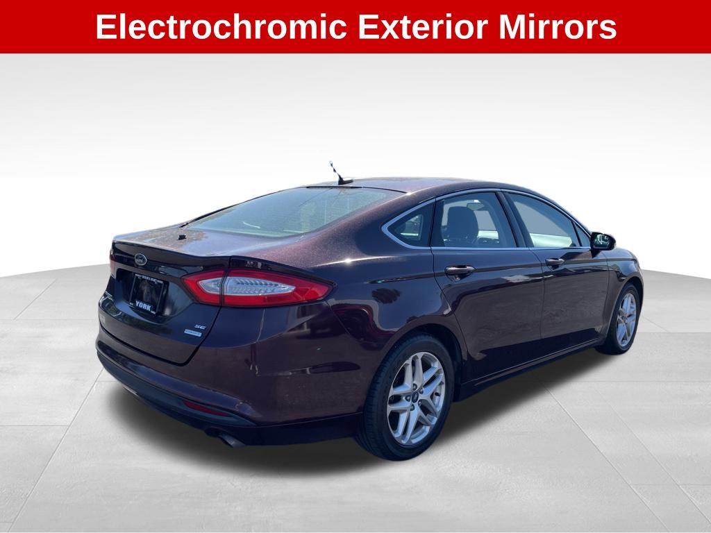 2013 Ford Fusion SE photo 4