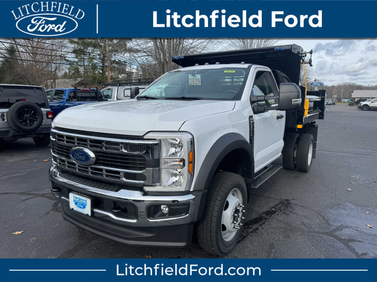 2025 Ford F-550 Super Duty Chassis Cab XL's photo