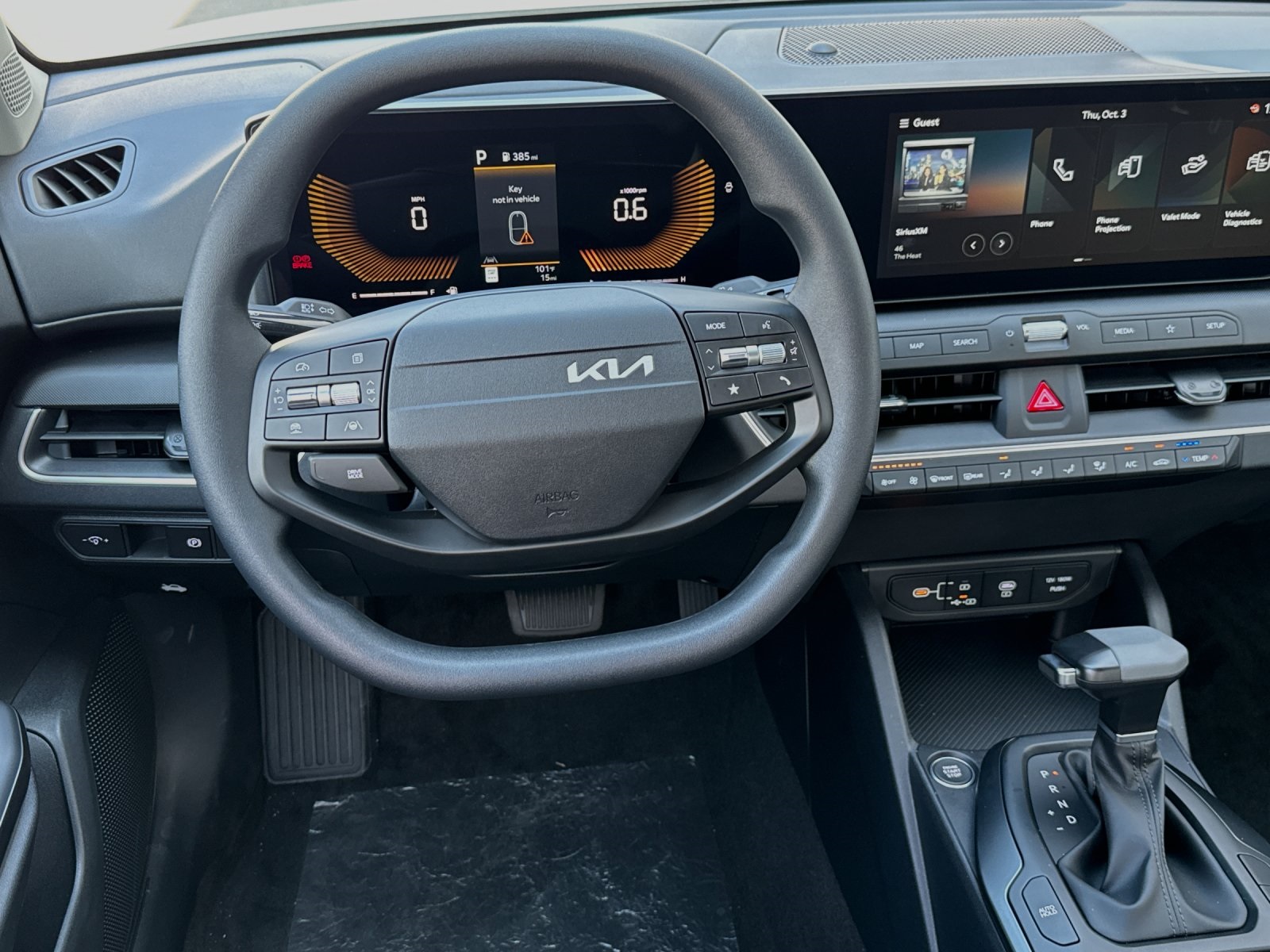 2025 Kia K4 LXS photo 13