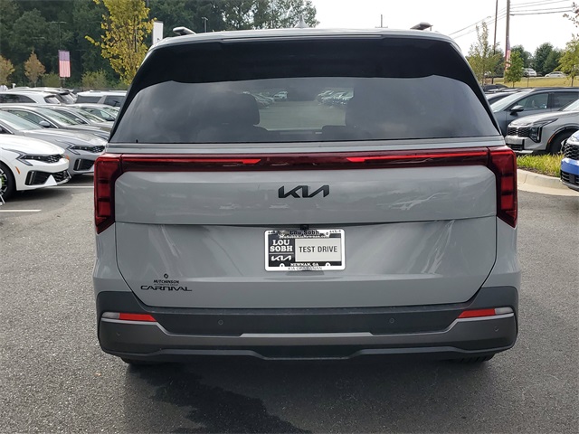 2026 Kia Carnival SX photo 3