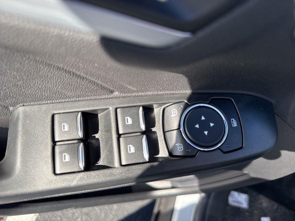 2025 Ford Escape Plug-In Hybrid photo 15
