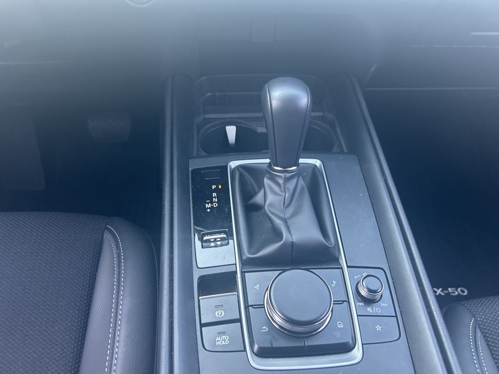 2025 Mazda CX-50 2.5 Select photo 6
