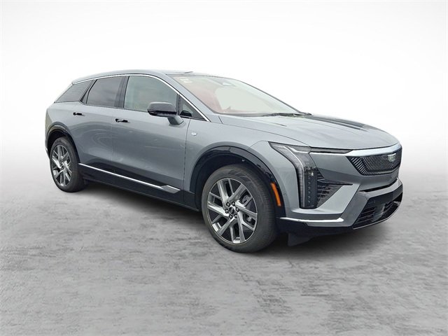 2025 Cadillac Optiq Luxury photo 3