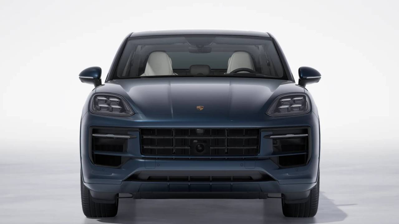 2026 Porsche Cayenne GTS Coupe photo 9