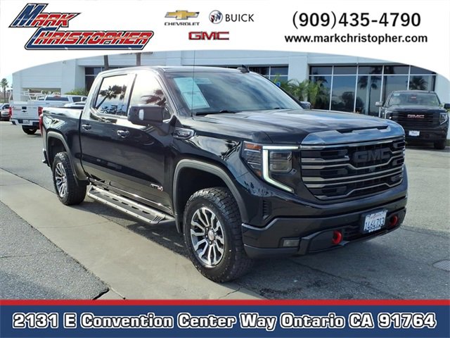 2023 GMC Sierra 1500 AT4's photo
