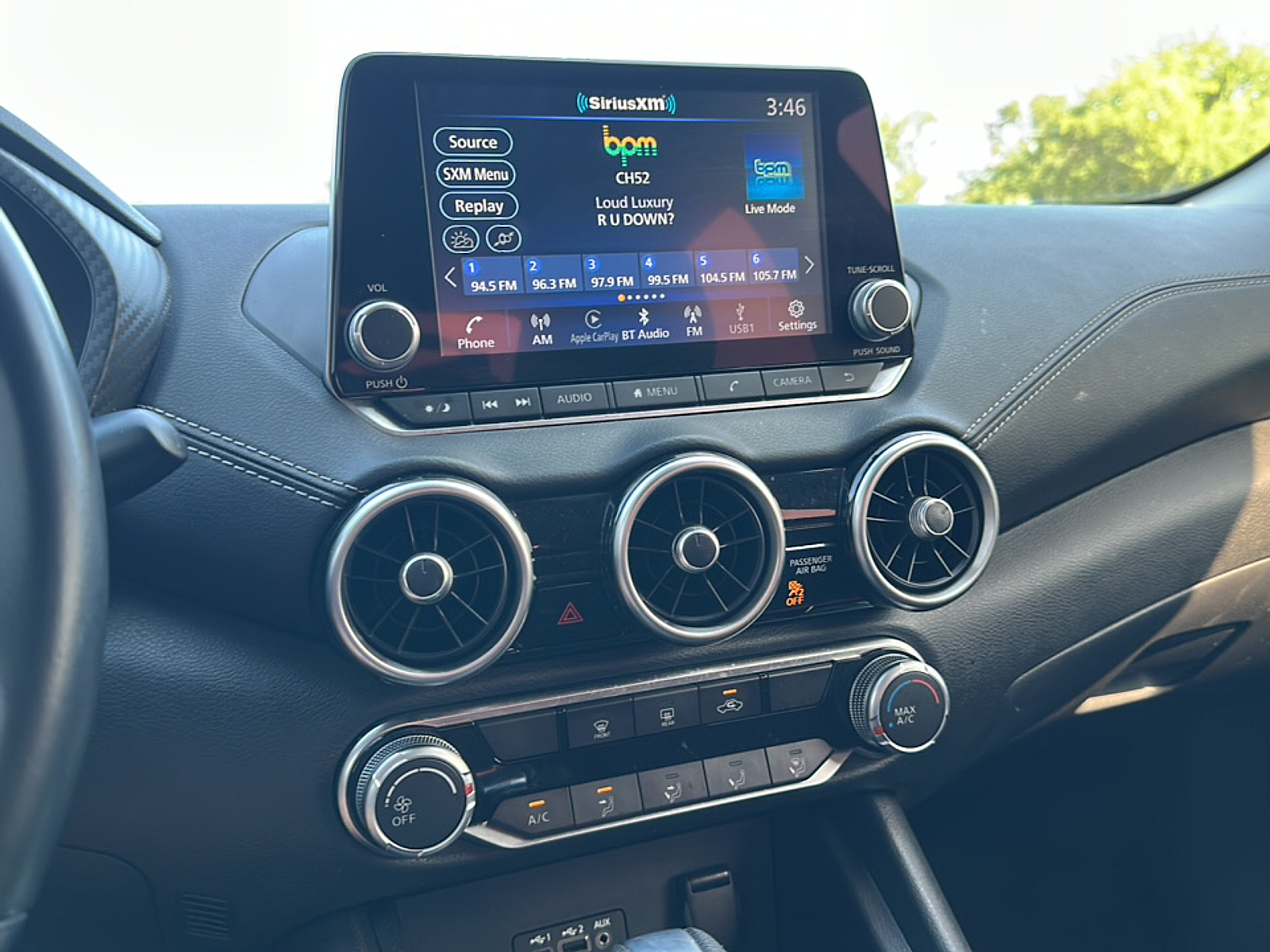 2022 Nissan Sentra SV photo 16