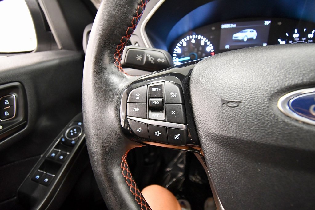 Used 2022 Iconic Silver Metallic Ford SEL image 20