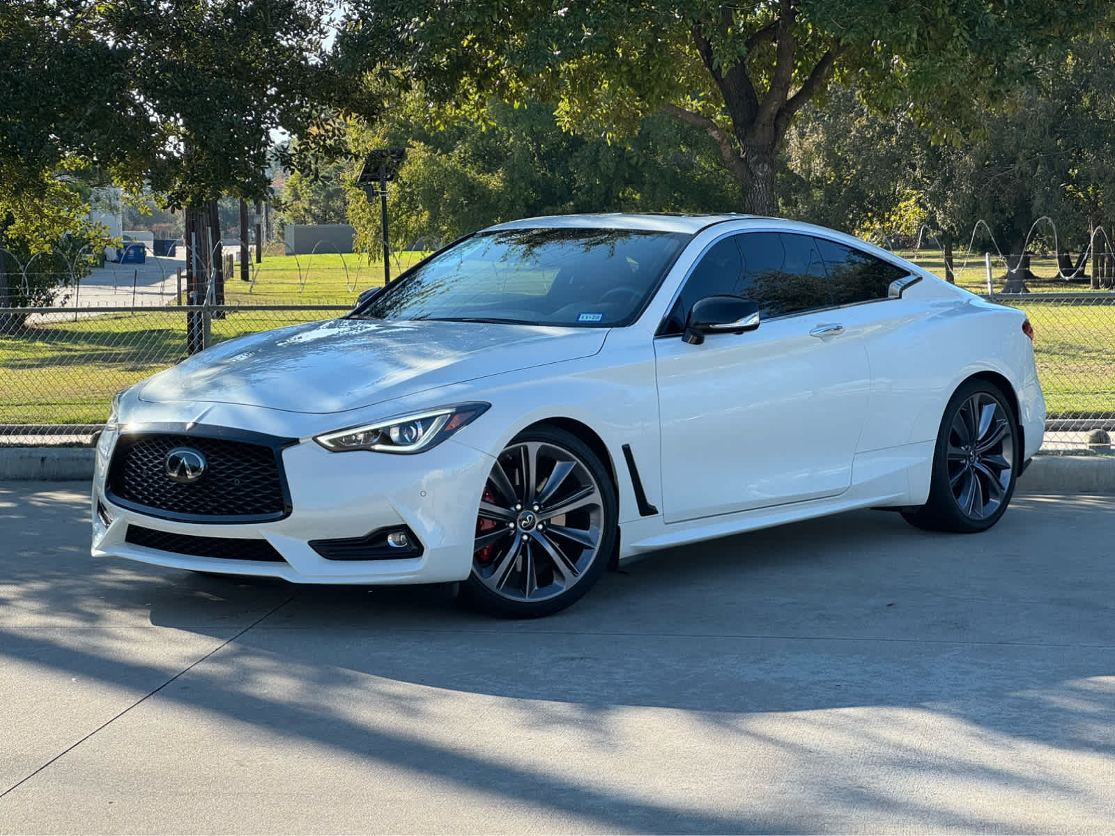 2022 INFINITI Q60 Coupe RED SPORT's photo