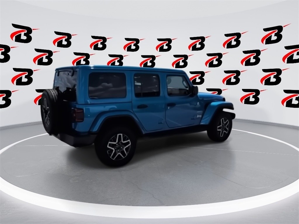 2024 Jeep Wrangler Sahara photo 6
