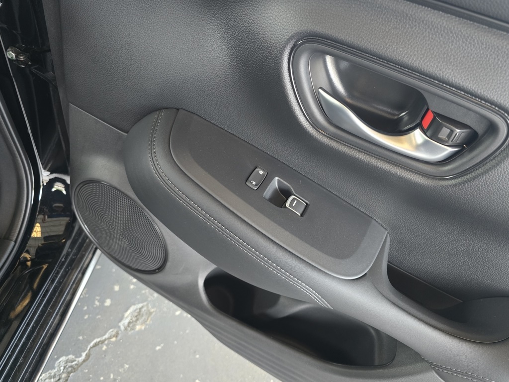 2026 Honda HR-V EX-L photo 25