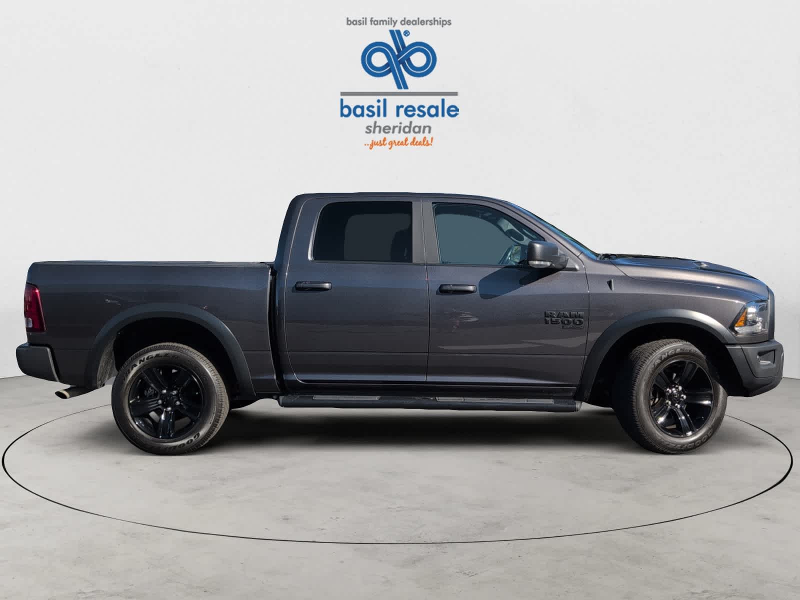 2022 Ram 1500 Classic Warlock photo 7