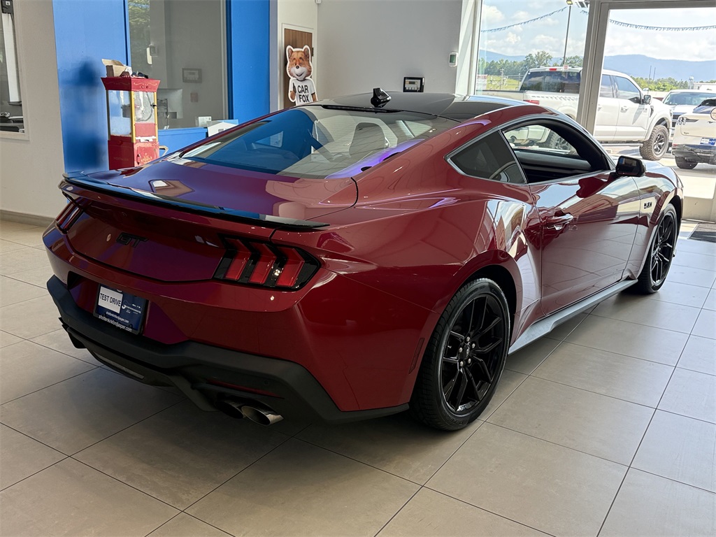 2024 Ford Mustang GT photo 7